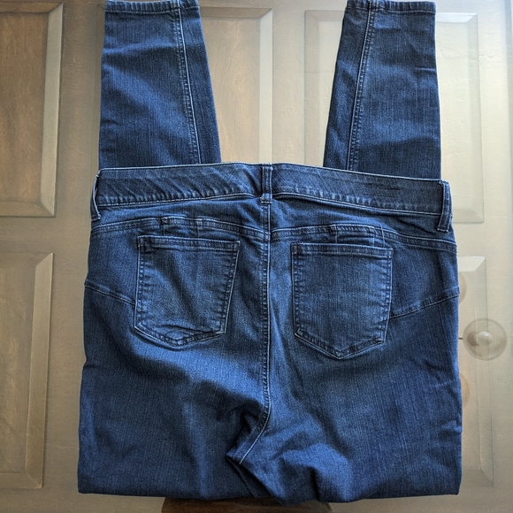 Torrid Bombshell Skinny Jeans Size 16T - Picture 6 of 6